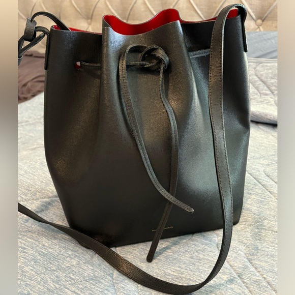 Mansur Gavriel Handbags - Mansur Gavriel Black Leather Bucket Bag with Red Interior